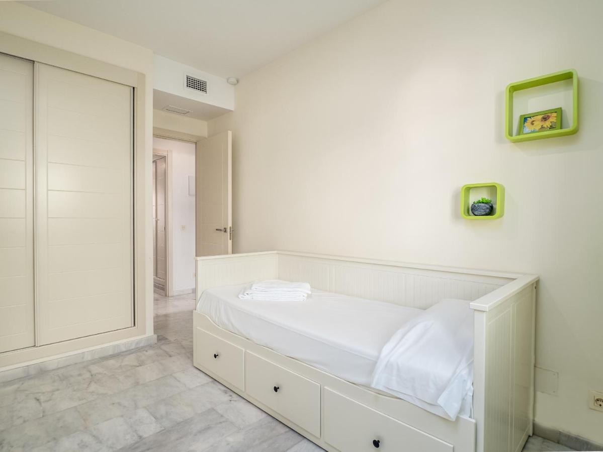 2051-New 3 Bedrooms On Golf Estepona Zewnętrze zdjęcie